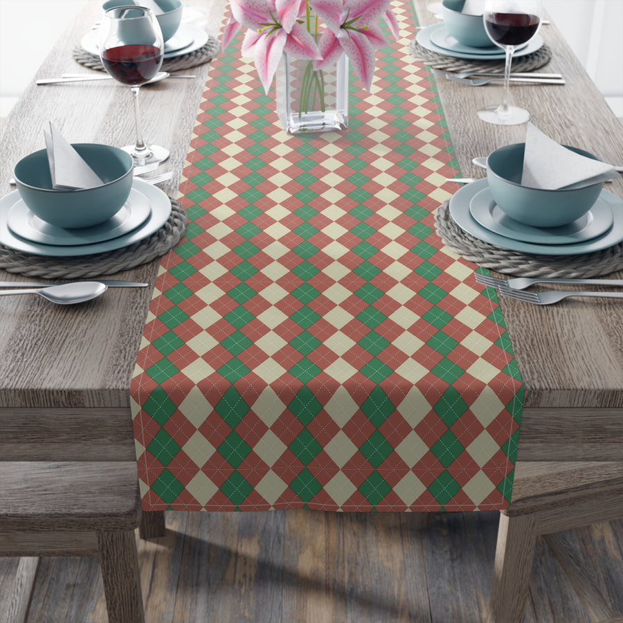Hearth & Heritage Festive Holiday Table Runner